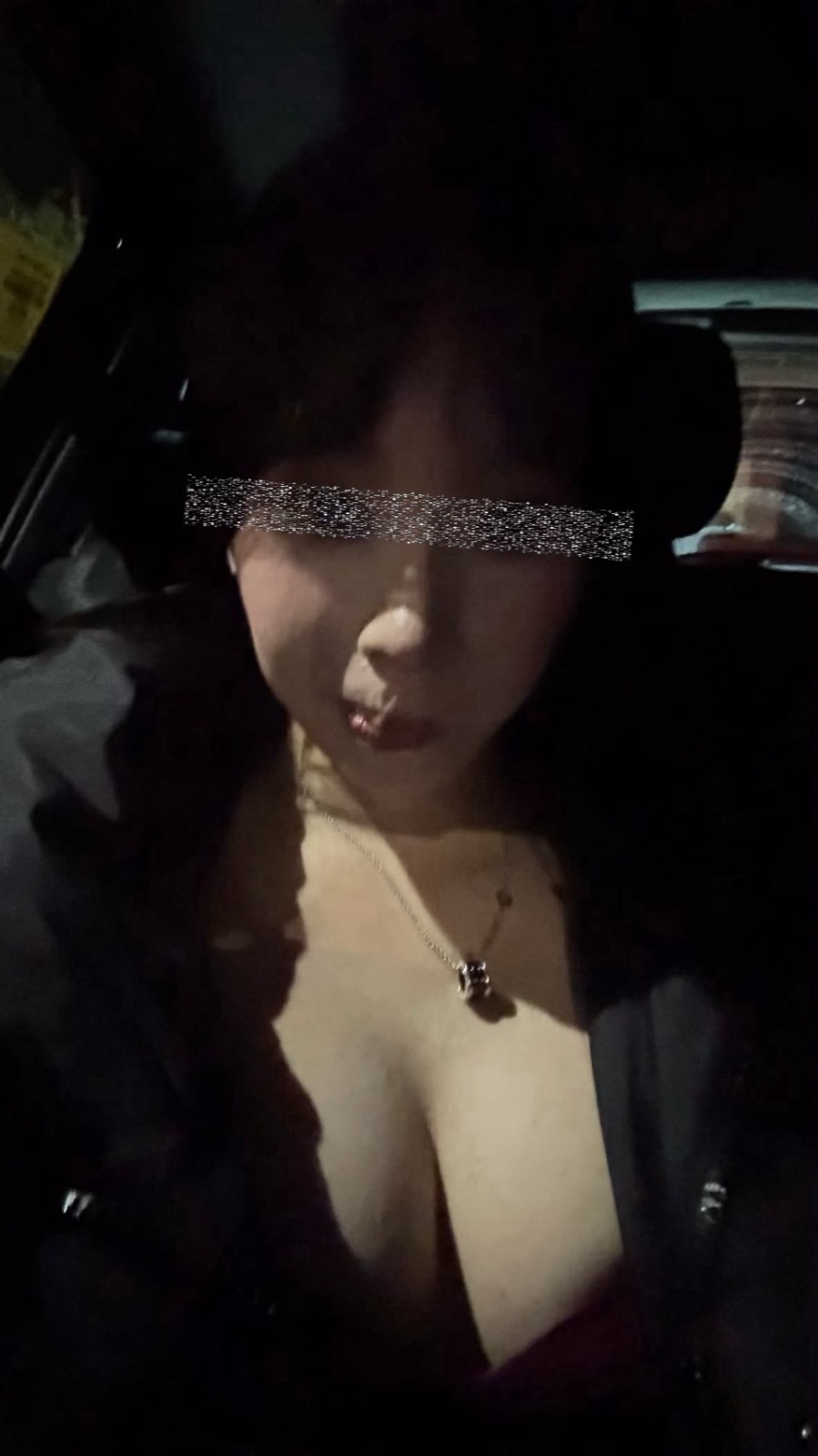 柒柒