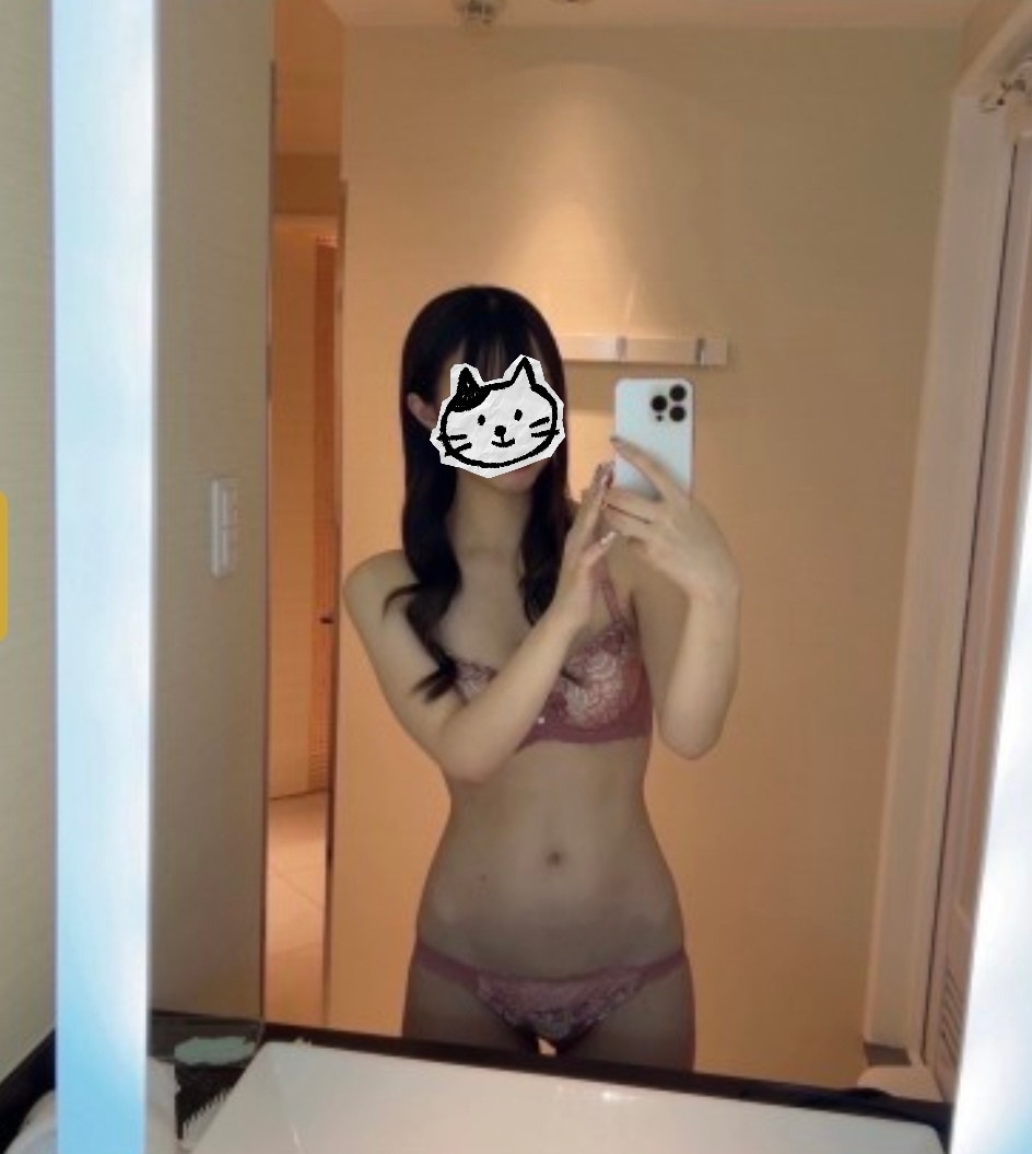 台灣女孩🇹🇼小妍